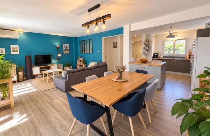 Maison À Vendre - 3 chambres - Montfavet - Garage et piscine — photo 4
