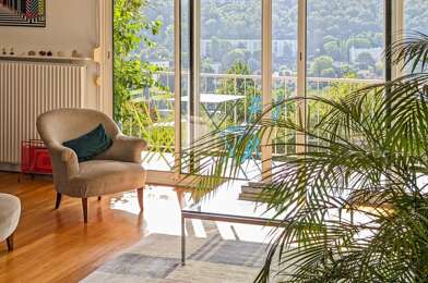 Appartement 5 pièces 599000 €