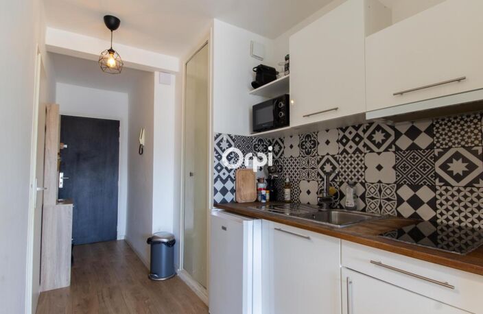 EN EXCLUSIVITE ! RONDELET – STUDIO 30 M² AVEC BALCON + ASCENSEUR – TRAM À 5 MIN " PARC CLEMENCEAU " — photo 5