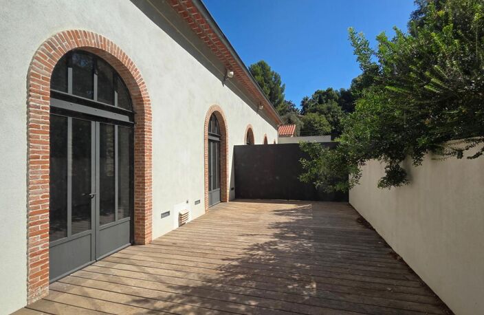 Loft d'exception de 183m² avec patio et toit terrasse - vue mer quartier Tamaris - Balaguier 83500 — photo 4