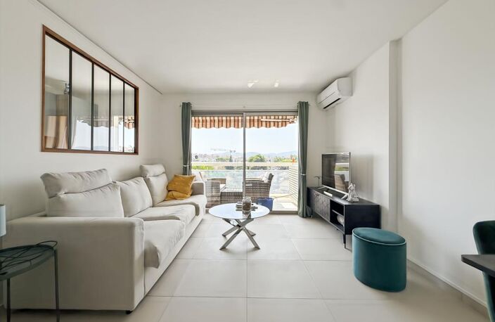 Appartement T2 + Stationnement Proche Mer - À Vendre — photo 3