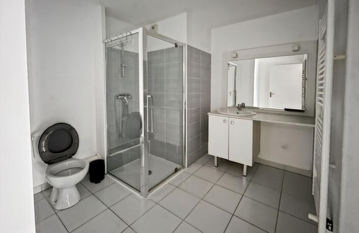Appartement T2 dernier étage à 3 min du métro — photo 5