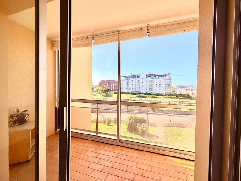 Appartement À Vendre T2  62 m2 Les Sables d'Olonne — photo 1