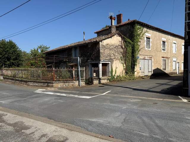 À Vendre maison a renover — photo du bien