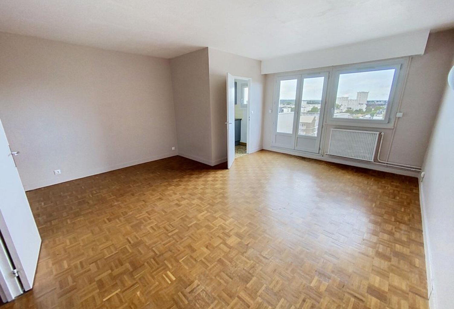 Appartement À Vendre place Rabelais avec parking — photo 1