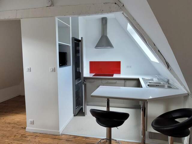Appartement Saint Brieuc 2 pièces 27.30 m2 (60m² au sol) — photo du bien