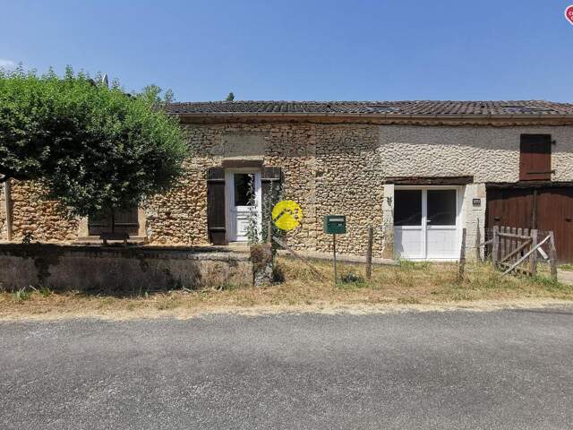 Belle maison en pierre — photo du bien