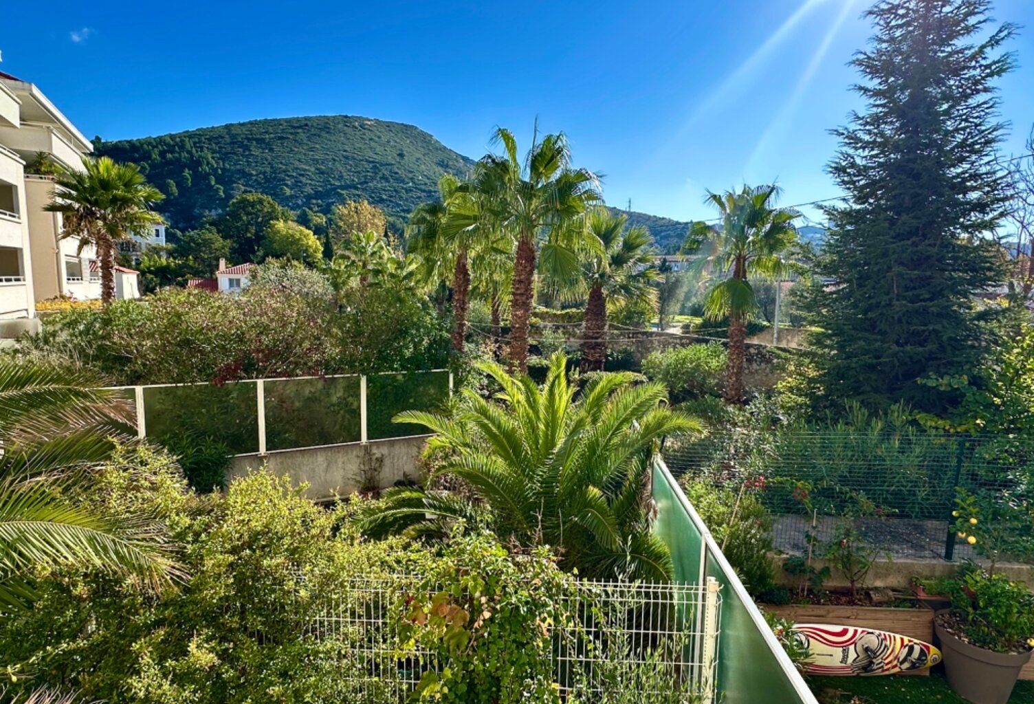 T3 de charme avec Terrasse et Box en sus – Marseille 9e, Traverse Regny – secteur Cabot / Saint-Tronc — photo 1