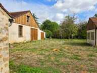 Havre de paix à la campagne, avec plus d’un hectare de terrain et un potentiel rare ! — photo 3