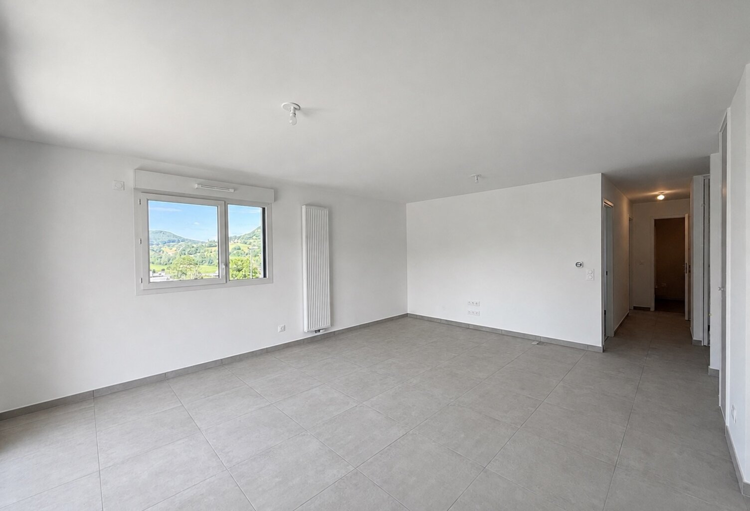 À vendre – Appartement T3 de 68 m² avec balcon à Ambilly (74) — photo 1