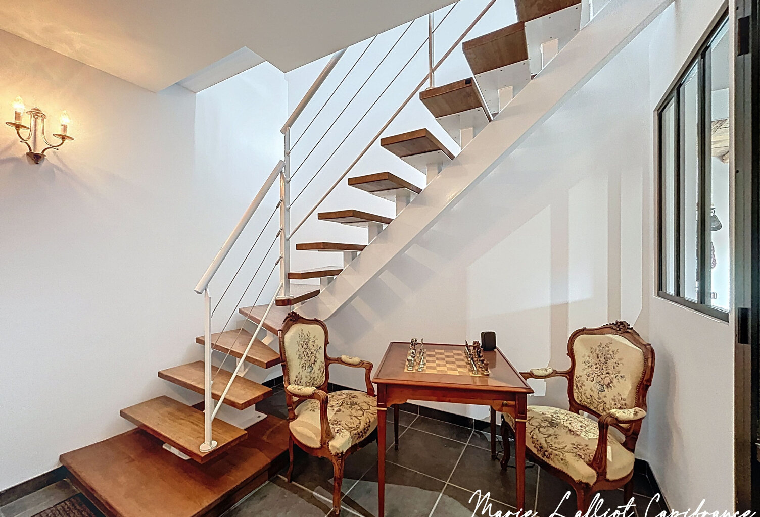 Maison à vendre 8 pièces ESCRENNES (45), 250m², 2 Granges, 4 chambres et + — photo 1