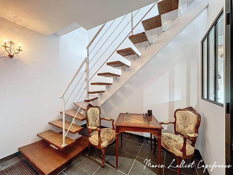 Maison à vendre 8 pièces ESCRENNES (45), 250m², 2 Granges, 4 chambres et + — photo 1