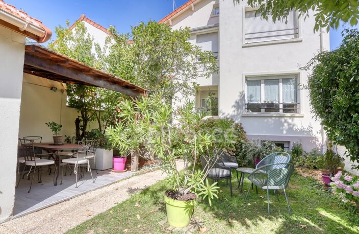 CLAMART – JARDIN PARISIEN | MAISON AVEC JARDIN PLEIN SUD ET GARAGE — photo 3