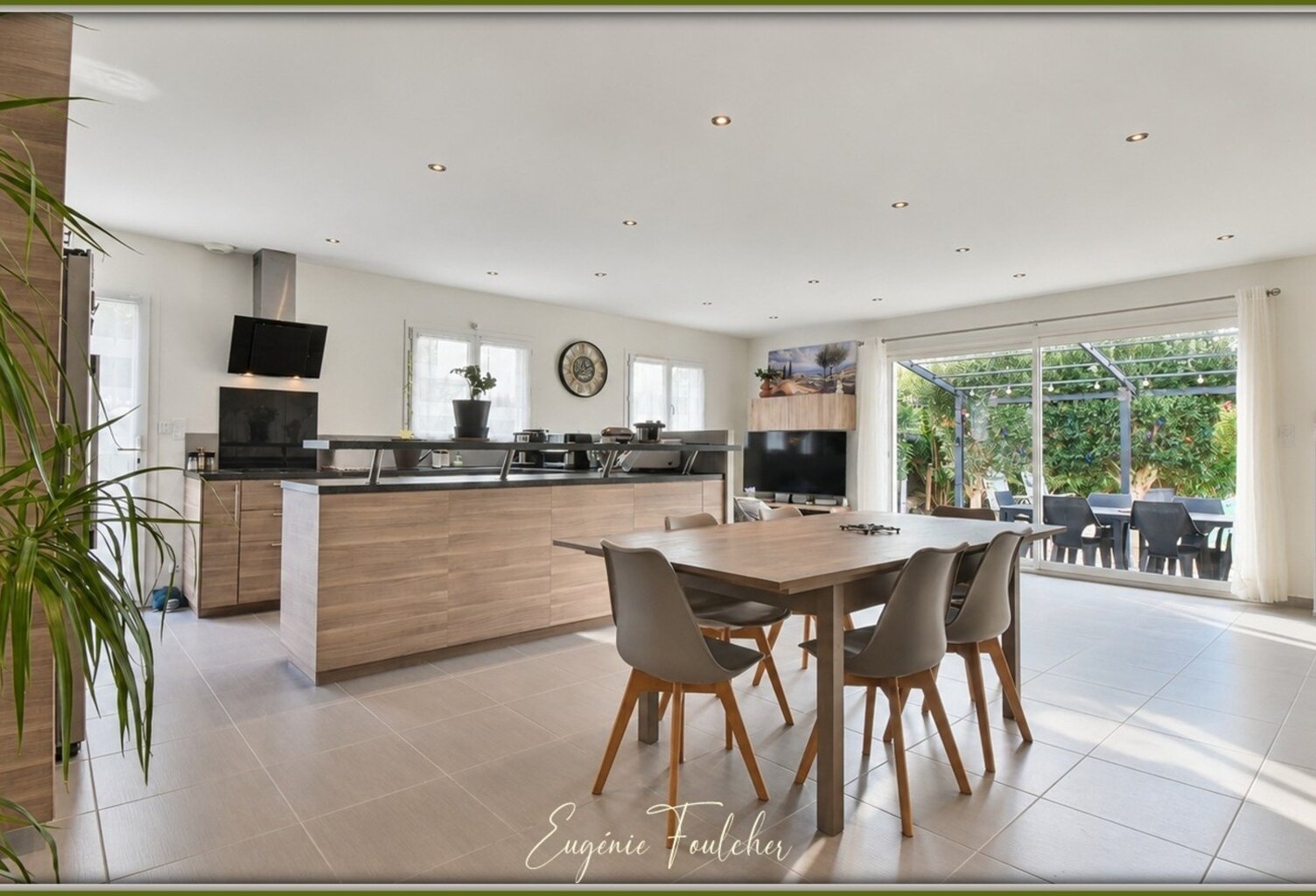 Villa plain pied avec garage et piscine au calme — photo 1