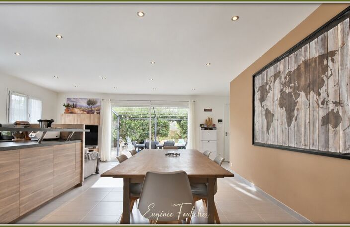 Villa plain pied avec garage et piscine au calme — photo 2