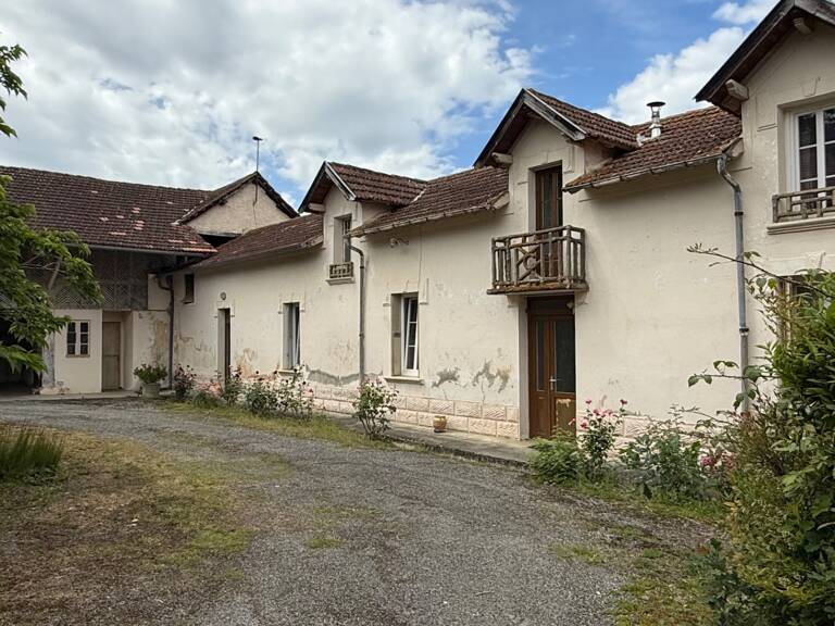 Corps de ferme avec studio rénové et dépendances entre Tarbes et  Rabastens de Bigorre — photo 1