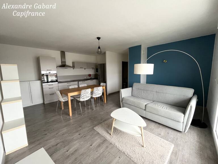 Coup de cœur - T2 Lumineux avec balcon plein Sud et Place de parking sécurisée — photo 1