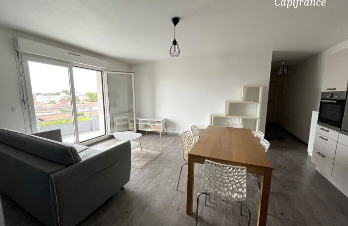 Coup de cœur - T2 Lumineux avec balcon plein Sud et Place de parking sécurisée — photo 4