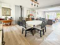 ORLEANS LA SOURCE, aux portes de la Sologne, à vendre maison familiale avec balcon, jardin clos sans vis-àvis et garage + trois places de parking — photo 2