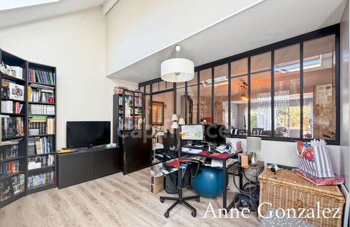 ORLEANS LA SOURCE, aux portes de la Sologne, à vendre maison familiale avec balcon, jardin clos sans vis-àvis et garage + trois places de parking — photo 5