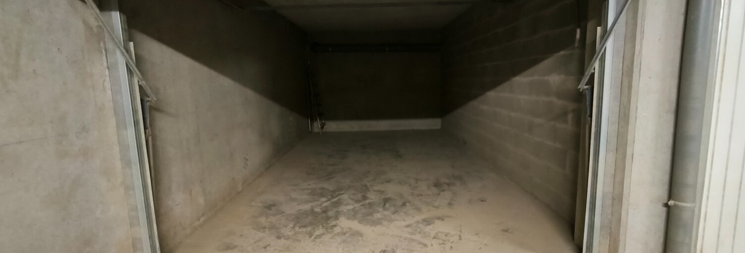 Garage  18 m² à louer à Rive-de-Gier (42800)