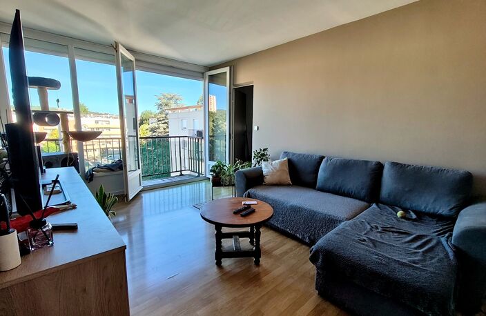 Appartement à vendre 4 pièces DIJON (21) 75m² - Dernier étage - 2 Balcons — photo 2