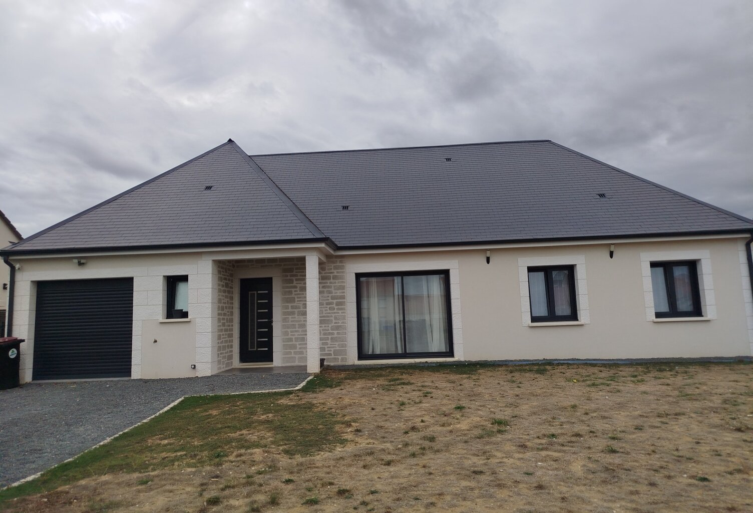 Maison à vendre 6 pièces CONTRES (41) — photo 1
