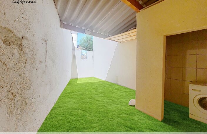 Maison à vendre 4 pièces 70m² MIRAMAS (13) avec extérieur — photo 2