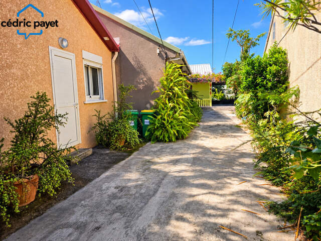 Maison à  rénover à vendre F4  SAINT PIERRE (974) — photo du bien