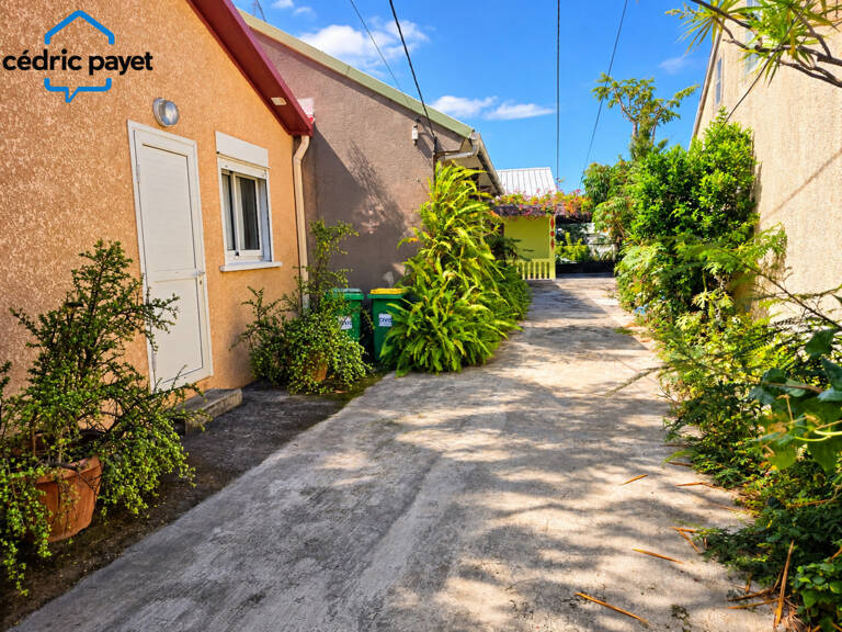 Maison à  rénover à vendre F4  SAINT PIERRE (974) — photo 1