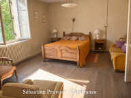Dordogne(24) Agonac Maison en pierre à vendre 7 pièces AGONAC (24) 234m2 hab. 6 chambres, dépendance, distribution optimale — photo 3