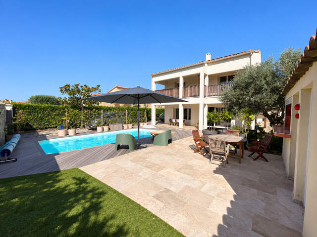 Maison à vendre 7 pièces PEROLS (34) — photo du bien