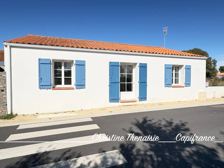 Maison à vendre 3 pièces coeur de ville avec terrain BEAUVOIR SUR MER (85) — photo 1