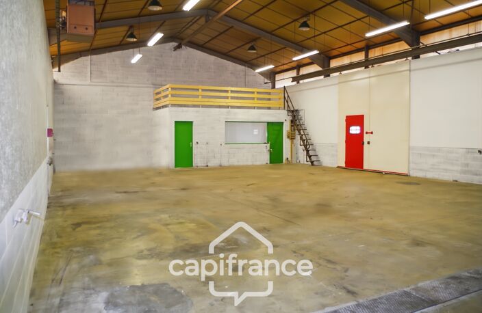LOCAL D’ACTIVITÉ 221 m² + TERRAIN 959 m² – ACCÈS POIDS LOURDS – SAINT-MARCEL / CHALON-SUR-SAÔNE — photo 2