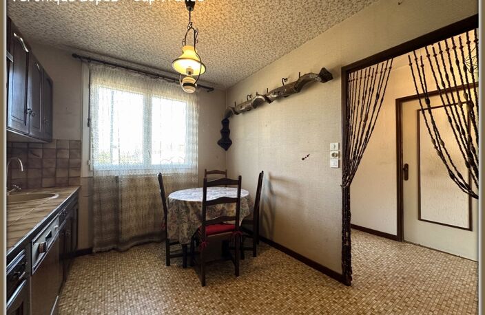 Le Passage, maison de plain-pied de 93m² avec garage, jardin et abri en dur — photo 5