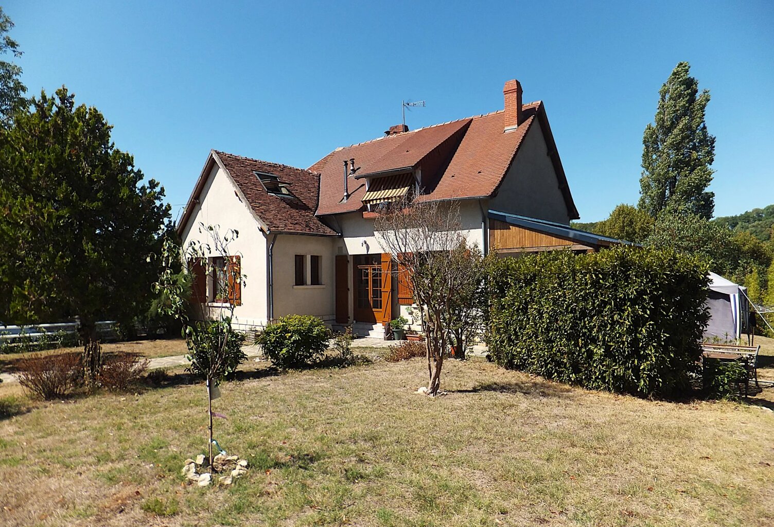 A vendre villa avec cabanon  sur la Creuse, Thenay, Indre — photo 1