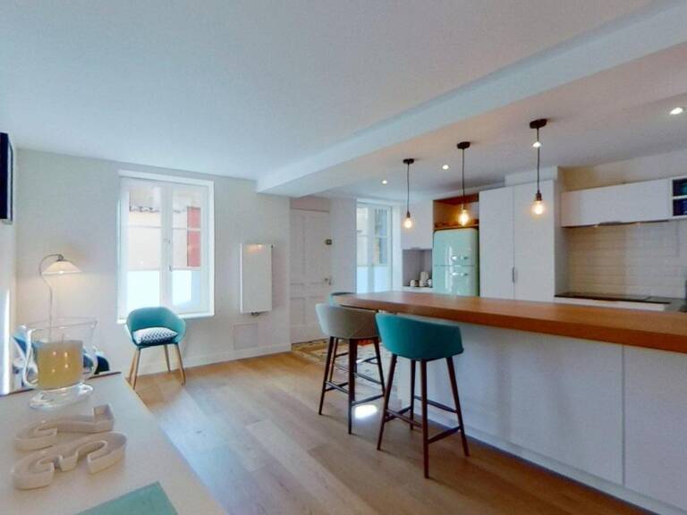 67 RUE DE TREVES-Rochetaillée sur Saône-69270 - T5 Meublé - 995 €CC — photo 1