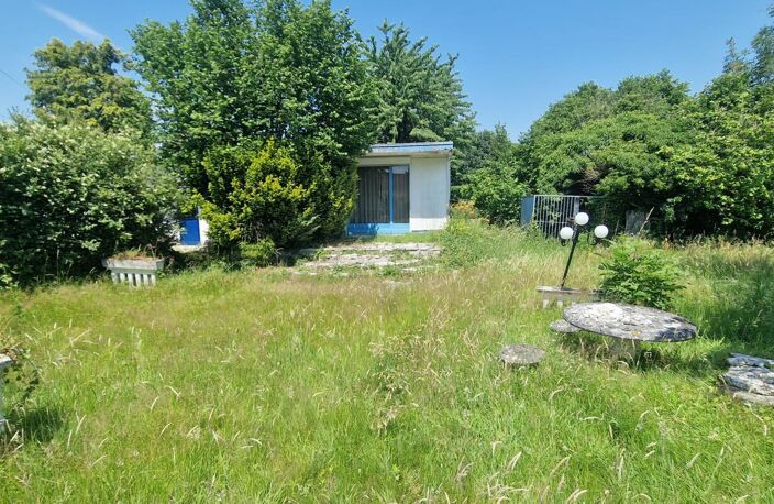 Terrain de 855 m2 avec maison de 45 m² et garage — photo 4