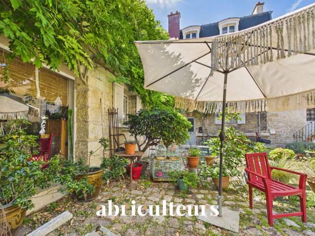 Maison Historique de Charme 103 m² – Cour Pavée & Terrasse – en vente à Le Pecq (78230) — photo du bien