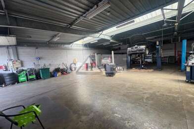 Local industriel  2200 €