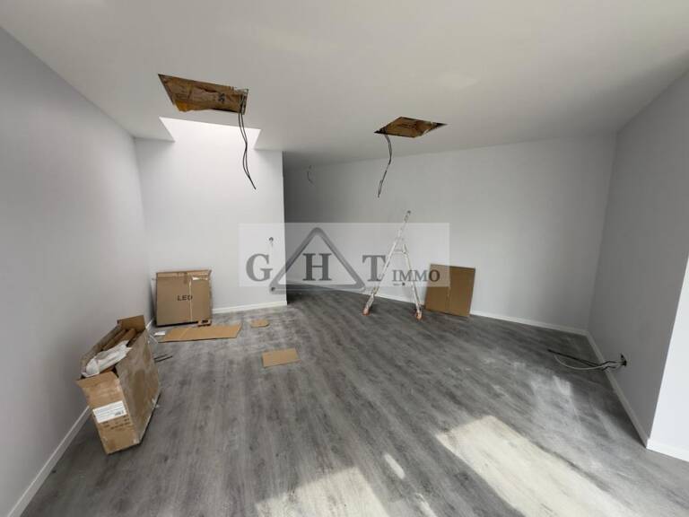 BUREAU 30M² A LOUER LISSES — photo 1