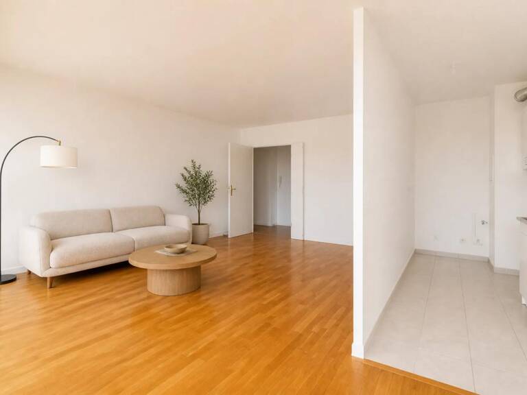 Appartement T3  de 69.5m² / dernier étage/ 2 chambres / Parking — photo 1