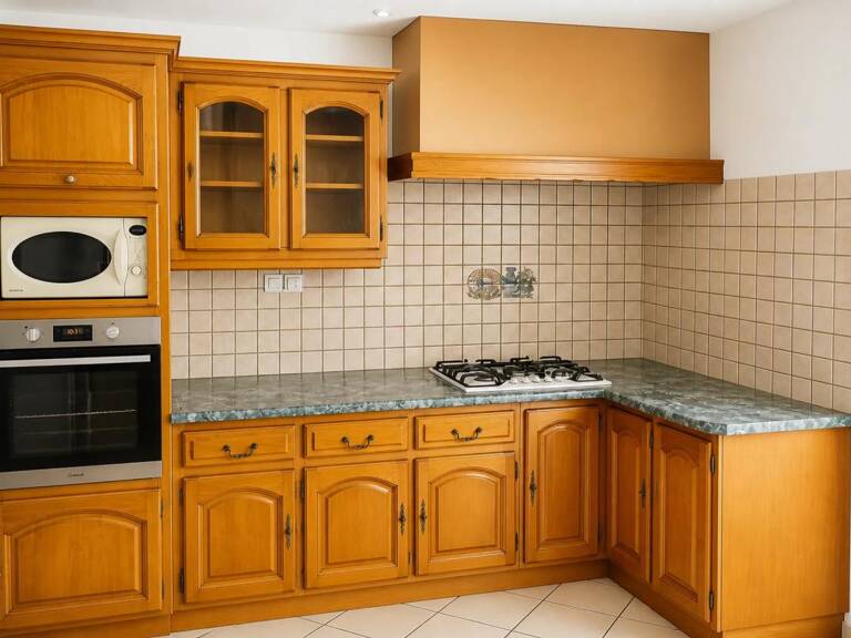 Maison de 5 pièces de 105m² situé à Azé — photo 1