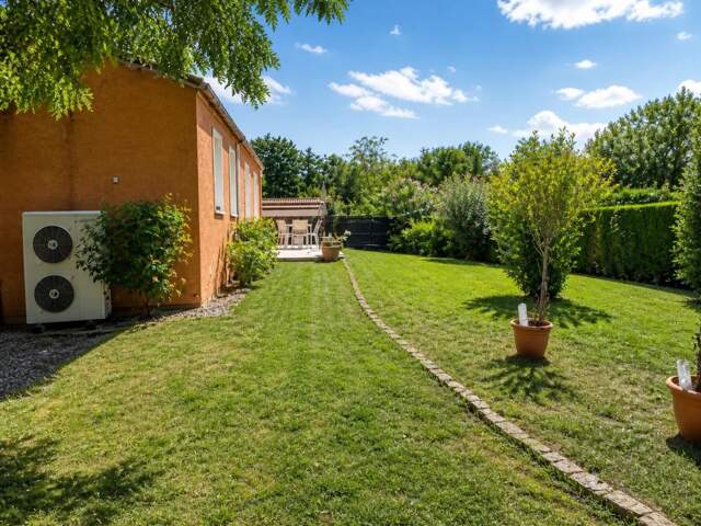 Maison de 5 pièces de 105m² situé à Azé — photo du bien