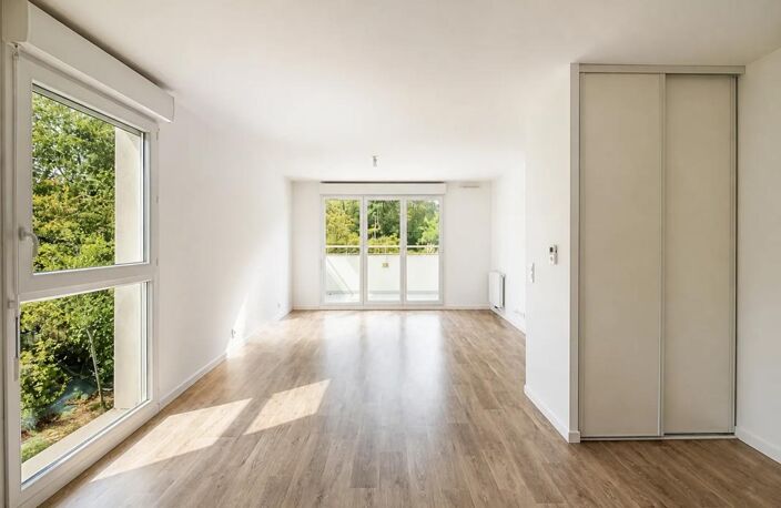 Appartement de 2 pièces de 42 m² à Fargues-Saint-Hilaire — photo 2