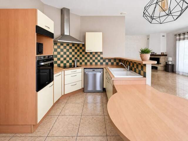 Spacieuse maison 6 pièces à Gignac — photo du bien