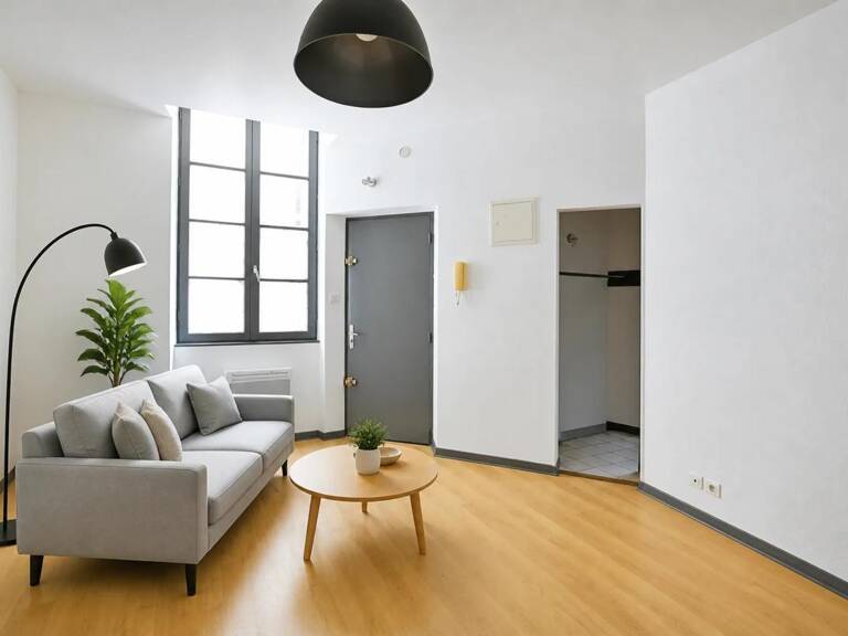 Appartement 1 pièce de 24 m² à Nîmes — photo 1