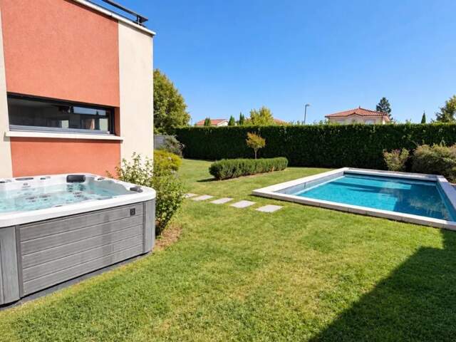 Maison de 6 pièces de 160 m² à Mions — photo du bien