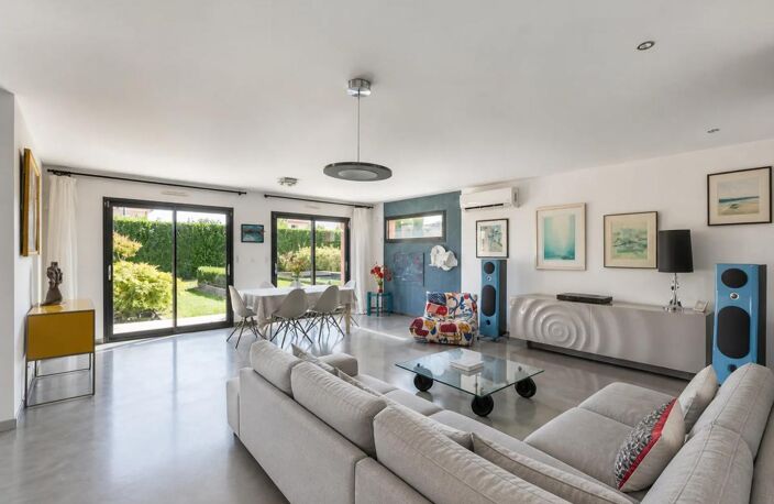 Maison de 6 pièces de 160 m² à Mions — photo 4