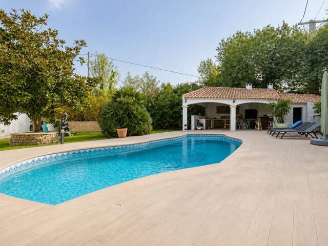 Maison de 7 pièces de 186 m² avec piscine à Saint-Victoret — photo du bien